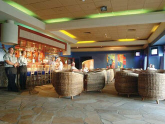 Holiday Inn Resort Aruba 2
