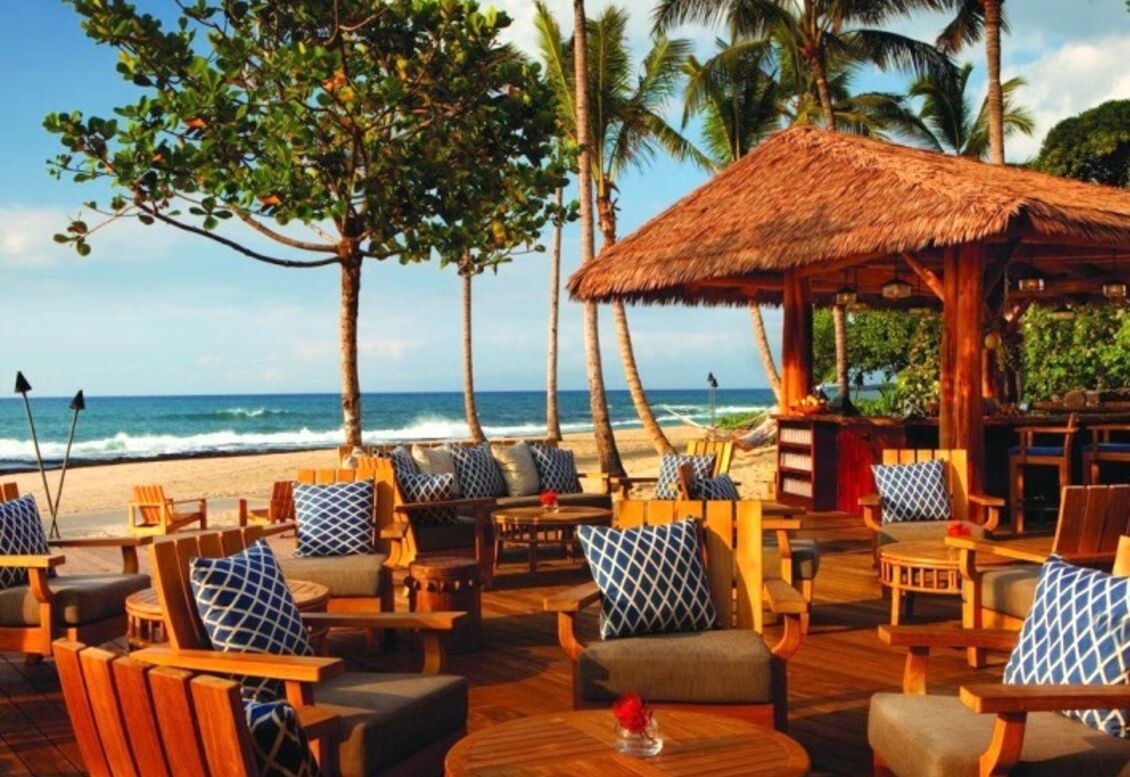 Beach Tree Bar & Lounge