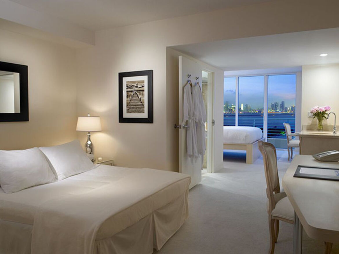 Suite - Two Bedroom Bayfront 1 King od. 2 Doppelb.