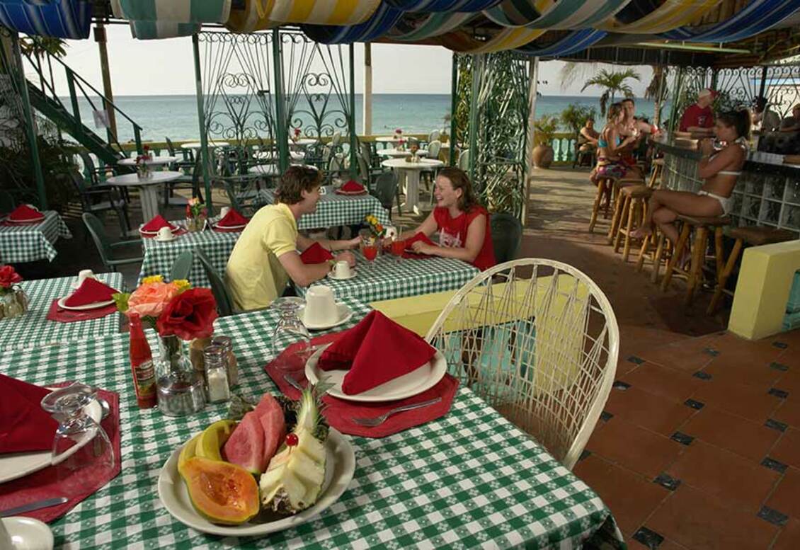 legends beach restaurant