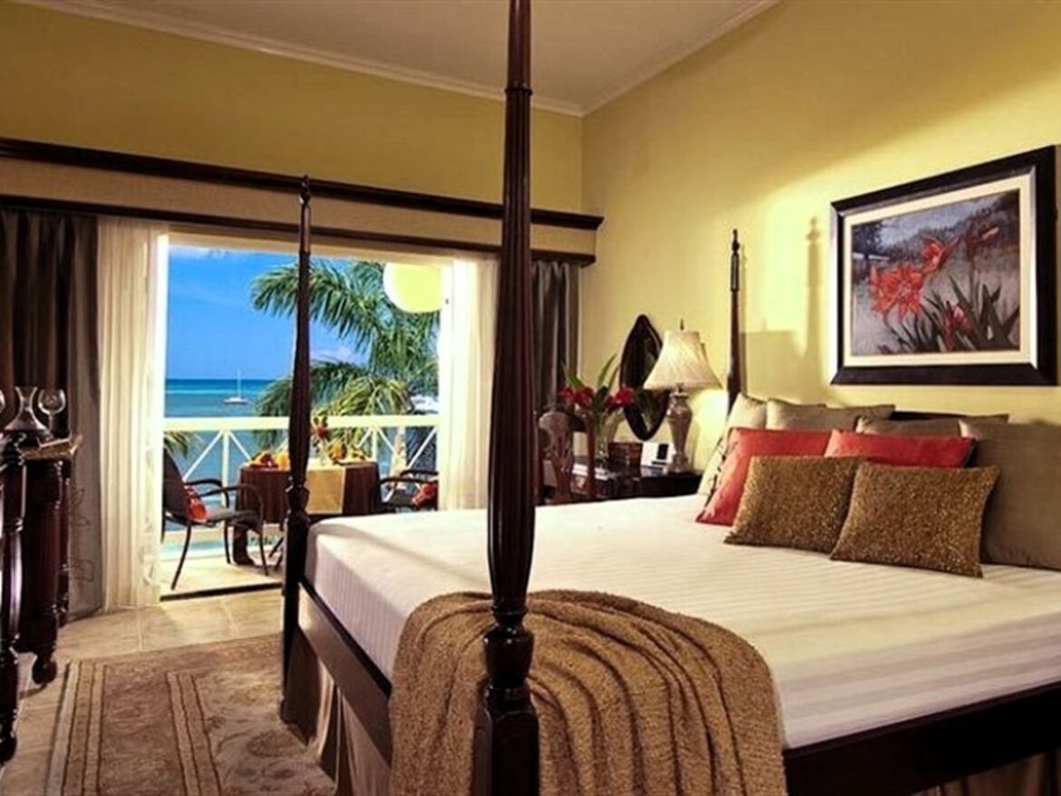 Caribbean Beachfront Grande Luxe Club Level Zimmer