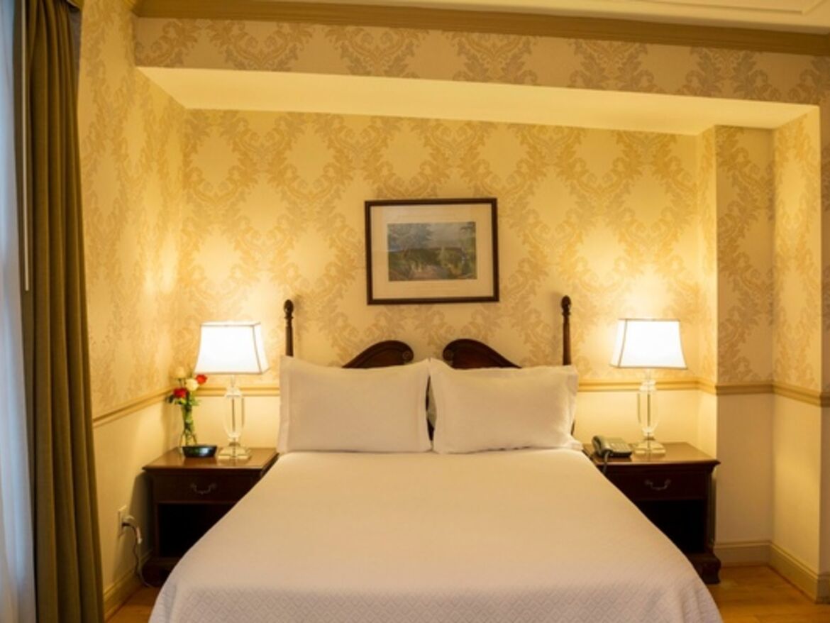 Premium Zimmer mit Queen-Size-Bett