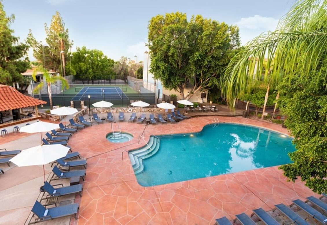 Embassy Suites by Hilton Scottsdale Resort 2