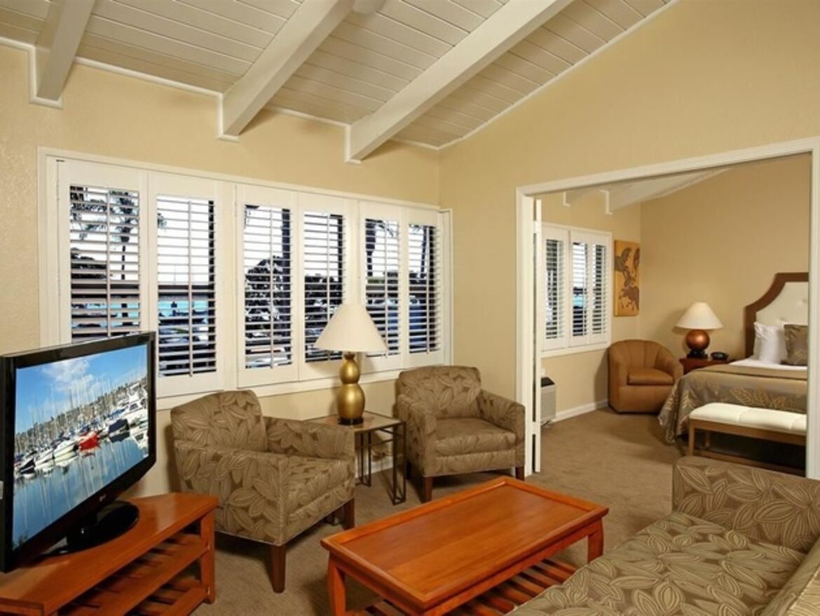 Island Palms Water View Suite