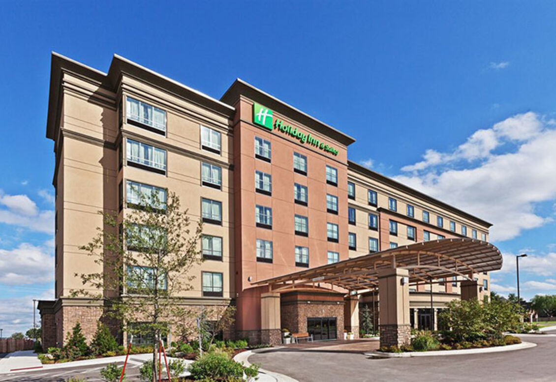 Holiday Inn & Suites Tulsa South 2