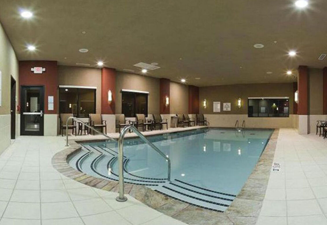 Holiday Inn & Suites Tulsa South 6