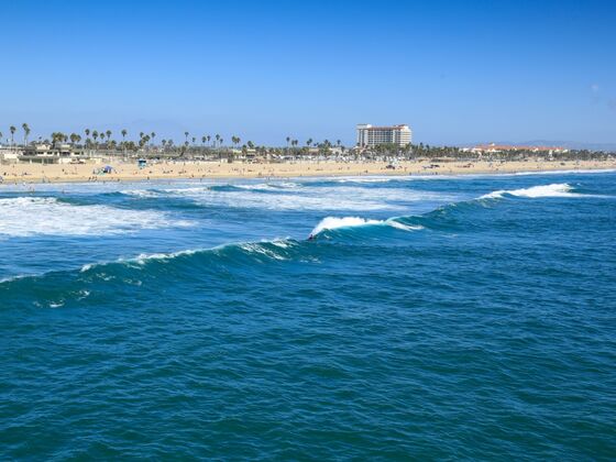 7-4 Strand Huntington Beach credit visit california