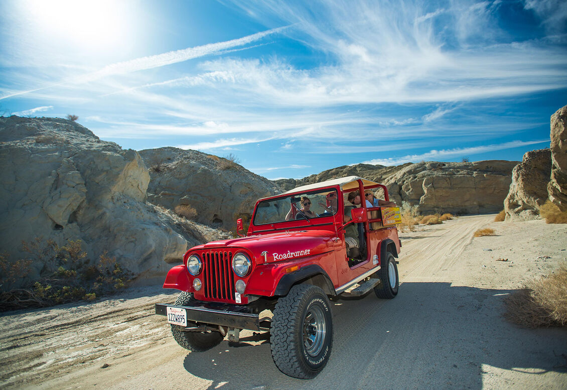Desert-Adventures-JeepTour